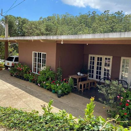 Keshiya Holiday Home นูวาราเอลิยา ภายนอก รูปภาพ