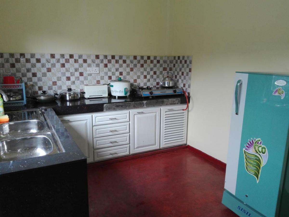 Keshiya Holiday Home นูวาราเอลิยา ภายนอก รูปภาพ
